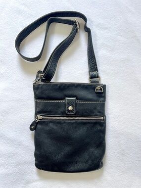 Roots Black Pebbled Leather Crossbody Bag with Front Zip Pockets